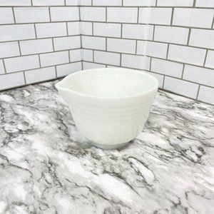 Pyrex Hamilton Beach Opal Milk Glass Small Mixing Bowl Ribbed with Pour Spout
